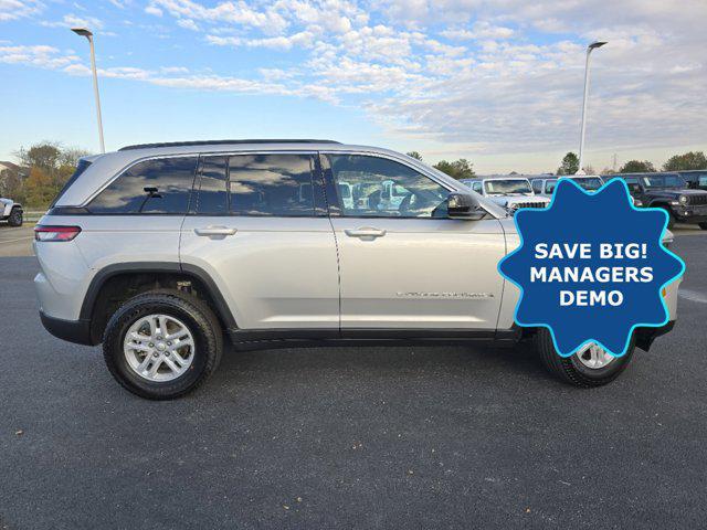 new 2025 Jeep Grand Cherokee car, priced at $37,290