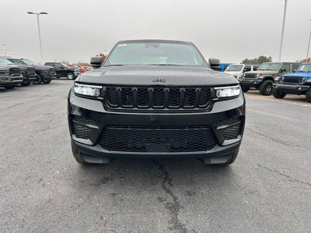 new 2025 Jeep Grand Cherokee car, priced at $39,258