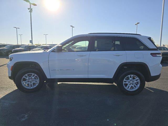 new 2025 Jeep Grand Cherokee car, priced at $38,370