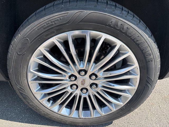 used 2017 Cadillac XT5 car, priced at $15,990