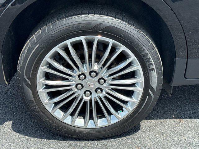 used 2017 Cadillac XT5 car, priced at $15,990