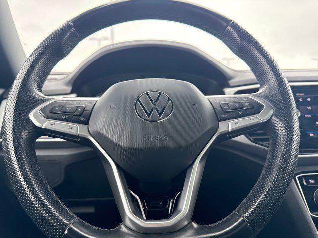 used 2021 Volkswagen Atlas Cross Sport car, priced at $17,500