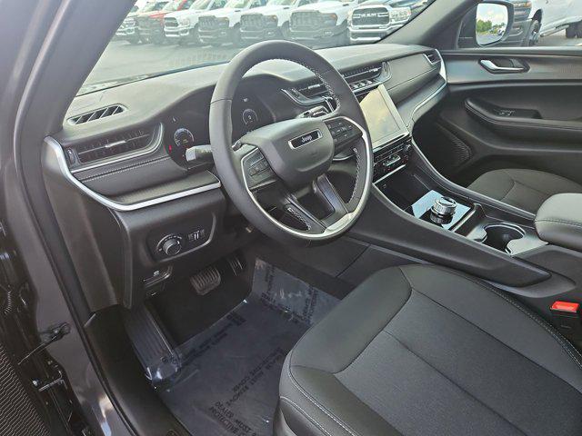 new 2025 Jeep Grand Cherokee car, priced at $36,355