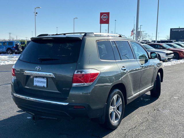 used 2013 Toyota Highlander car, priced at $13,900