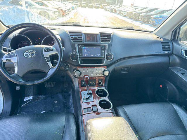 used 2013 Toyota Highlander car, priced at $13,900