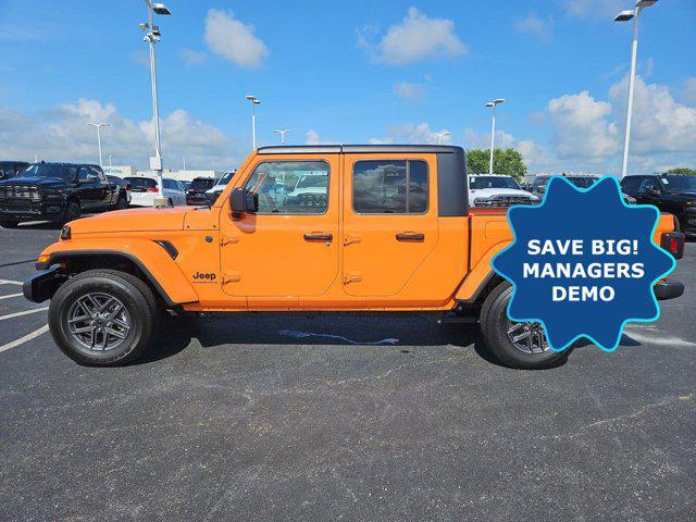 new 2025 Jeep Gladiator car, priced at $38,747