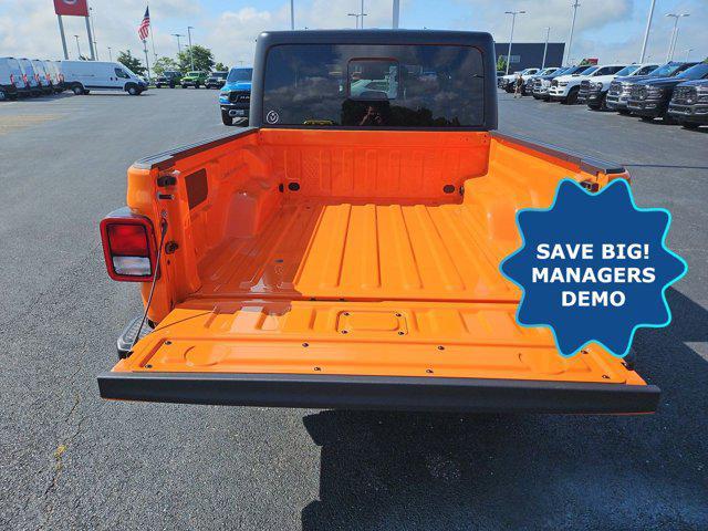 new 2025 Jeep Gladiator car, priced at $38,747