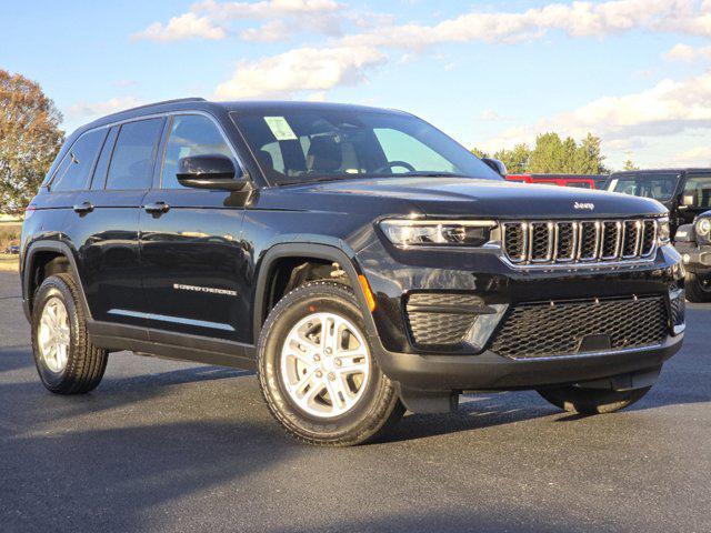 new 2025 Jeep Grand Cherokee car, priced at $36,290