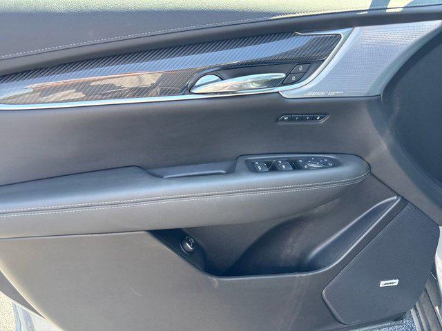 used 2024 Cadillac XT6 car, priced at $48,000