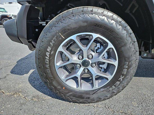 new 2025 Jeep Wrangler car, priced at $41,827