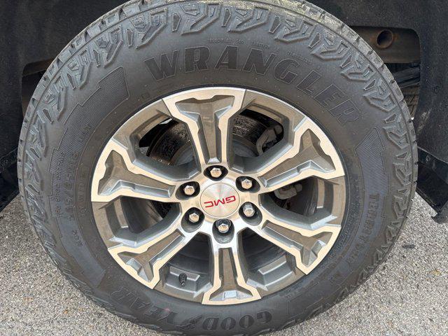 used 2023 GMC Sierra 1500 car, priced at $37,988