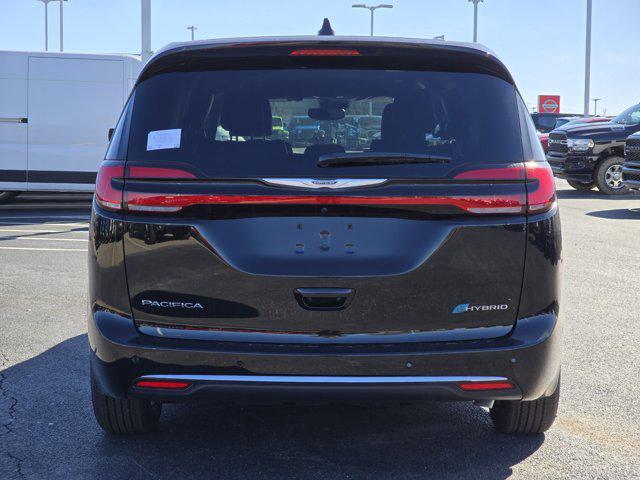 new 2025 Chrysler Pacifica Hybrid car, priced at $57,162