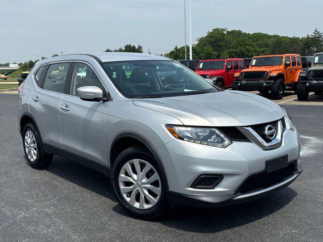 used 2015 Nissan Rogue car, priced at $13,870