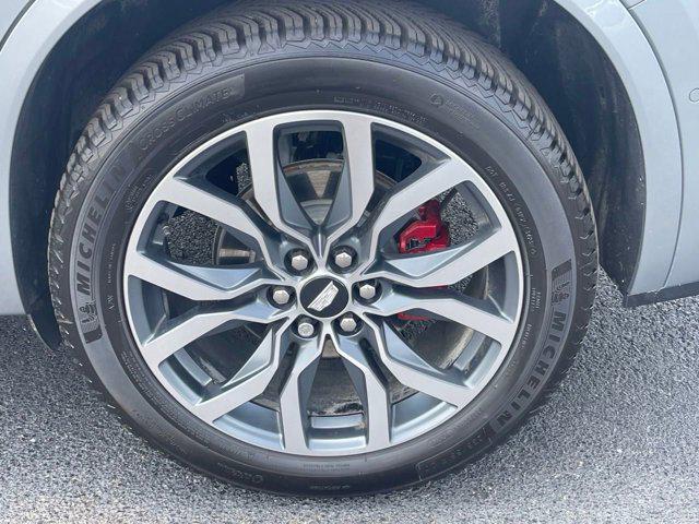 used 2024 Cadillac XT6 car, priced at $47,980