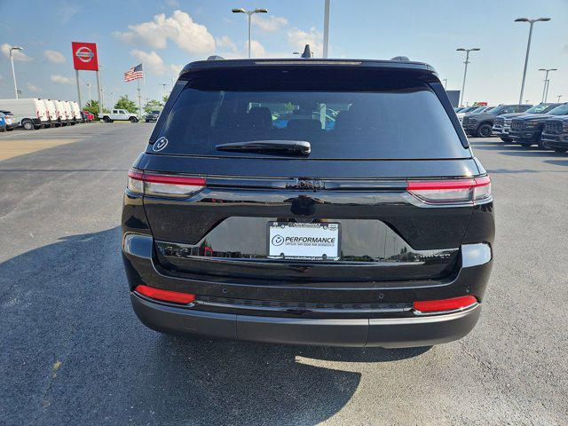 new 2025 Jeep Grand Cherokee car, priced at $41,945