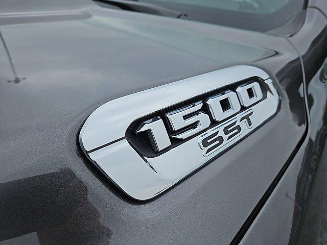 new 2025 Ram 1500 car, priced at $53,825