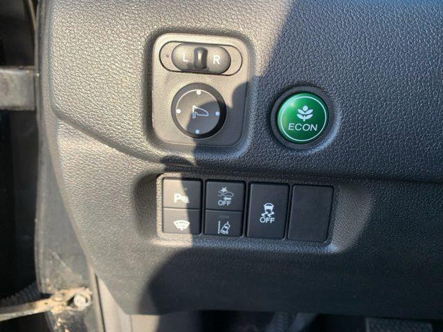 used 2022 Honda Pilot car, priced at $35,995