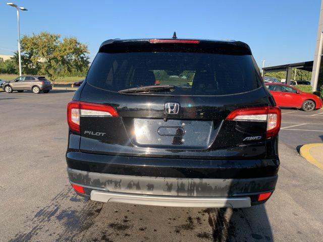 used 2022 Honda Pilot car, priced at $35,995