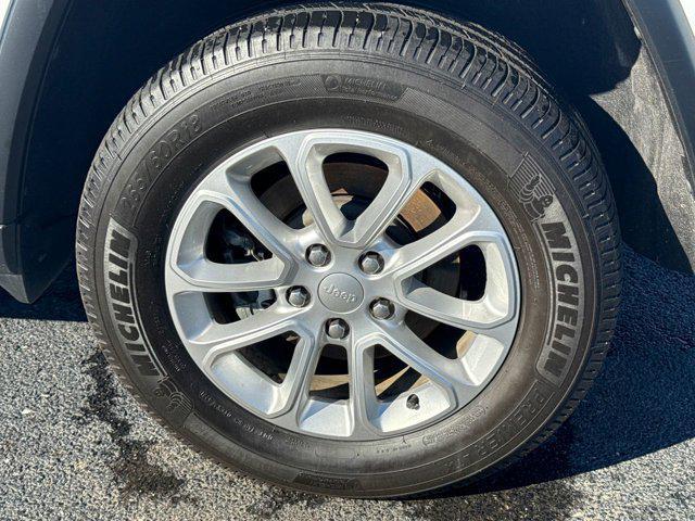 used 2022 Jeep Grand Cherokee car, priced at $24,916
