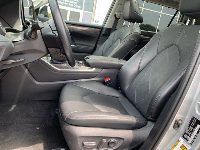 used 2022 Toyota Highlander car, priced at $42,988