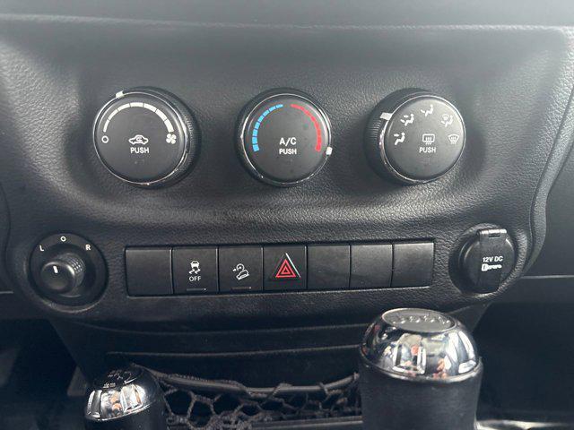 used 2014 Jeep Wrangler Unlimited car, priced at $11,297