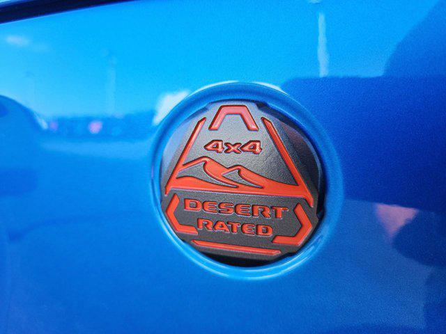 new 2025 Jeep Gladiator car, priced at $50,113