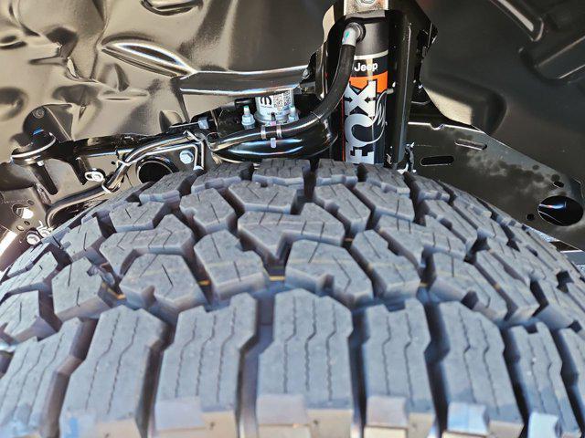 new 2025 Jeep Gladiator car, priced at $50,113