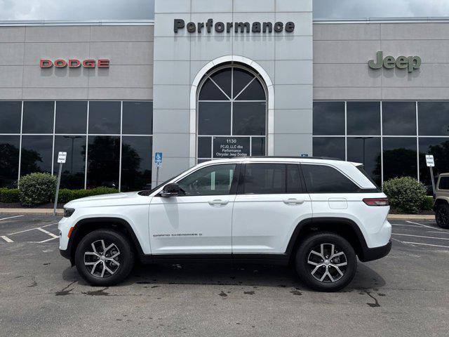 used 2024 Jeep Grand Cherokee car, priced at $38,980