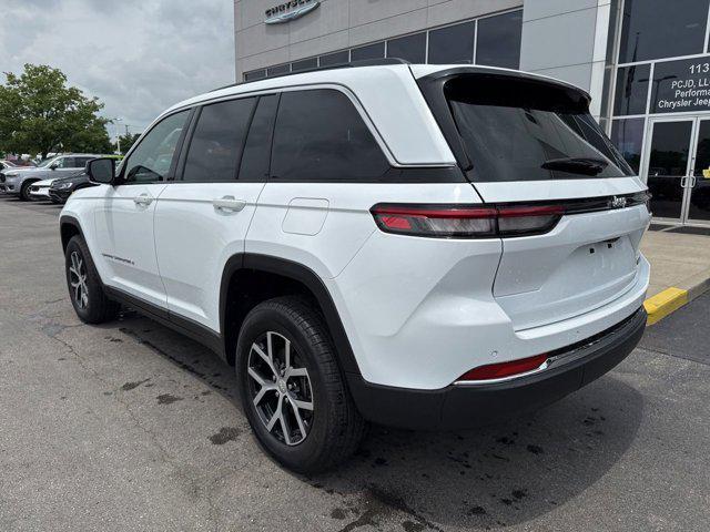 used 2024 Jeep Grand Cherokee car, priced at $38,980