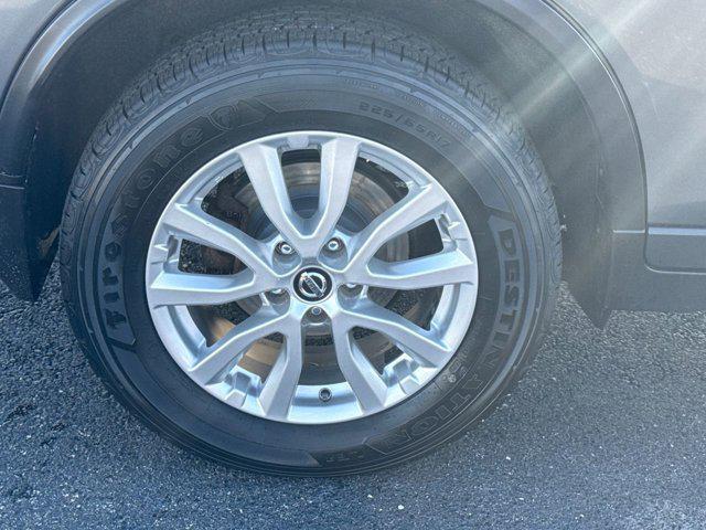 used 2020 Nissan Rogue car, priced at $17,998