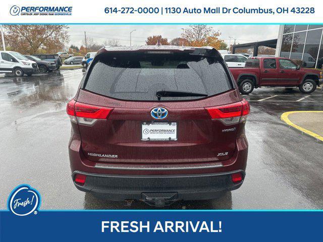 used 2018 Toyota Highlander Hybrid car, priced at $19,588
