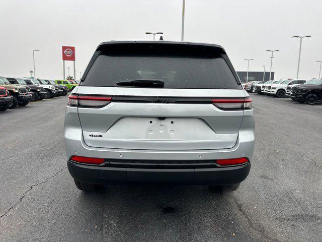 new 2025 Jeep Grand Cherokee car, priced at $39,258