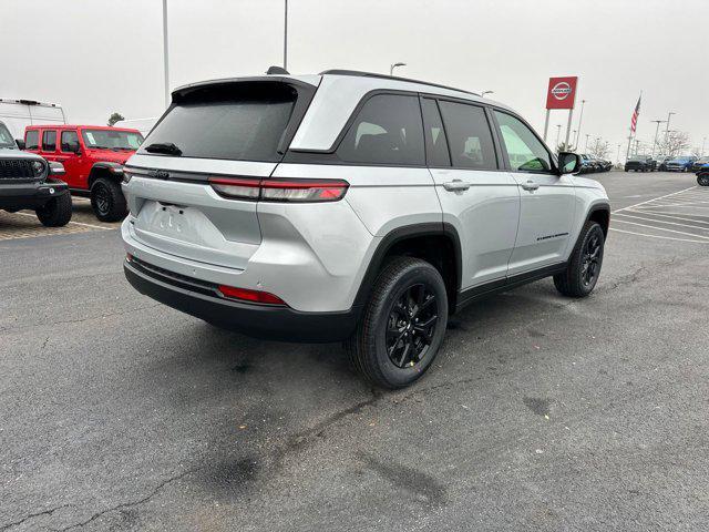 new 2025 Jeep Grand Cherokee car, priced at $39,258