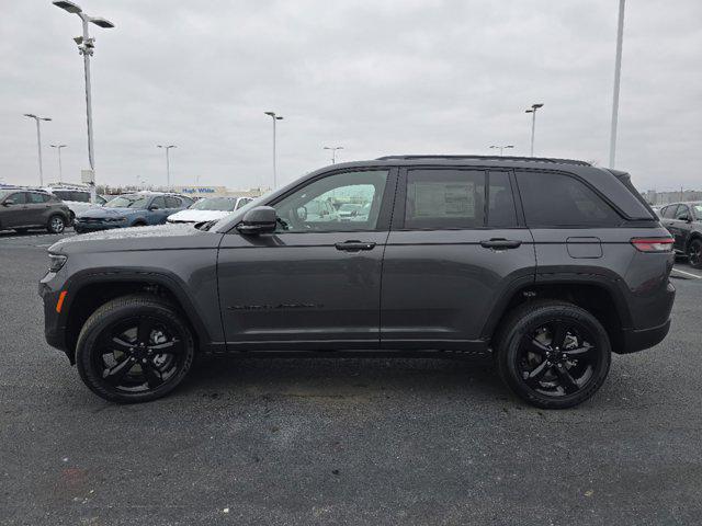 new 2025 Jeep Grand Cherokee car, priced at $41,914