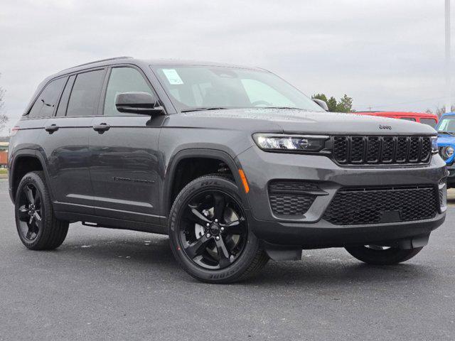 new 2025 Jeep Grand Cherokee car, priced at $41,914