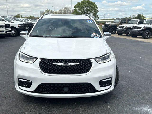 used 2024 Chrysler Pacifica car, priced at $41,888