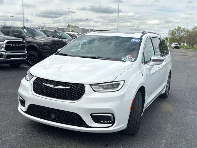 used 2024 Chrysler Pacifica car, priced at $41,888