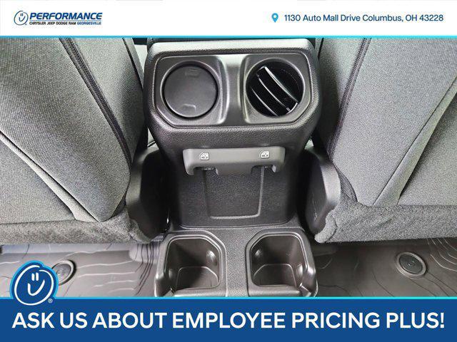 new 2025 Jeep Wrangler car, priced at $45,457