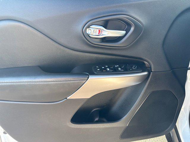 used 2019 Jeep Cherokee car, priced at $19,590