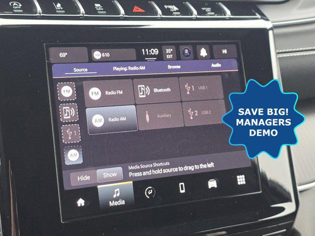 new 2025 Jeep Grand Cherokee car, priced at $39,425