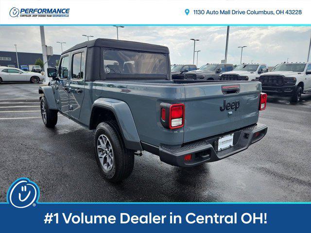 new 2025 Jeep Gladiator car, priced at $43,290