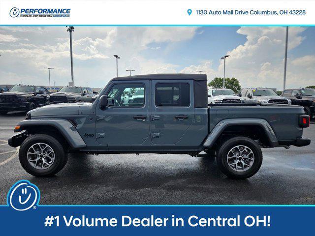 new 2025 Jeep Gladiator car, priced at $43,290
