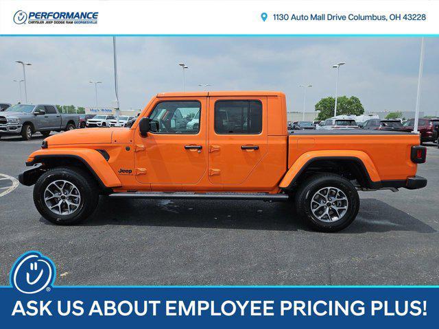 new 2025 Jeep Gladiator car, priced at $51,050