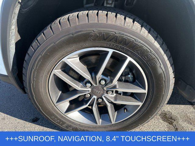 used 2021 Jeep Grand Cherokee car, priced at $25,900