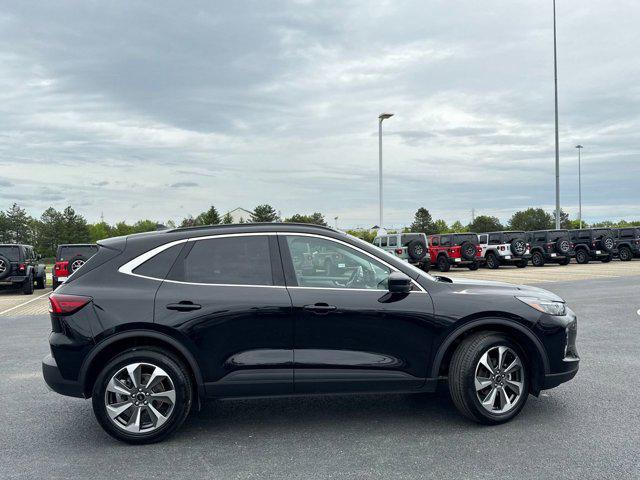 used 2023 Ford Escape car, priced at $25,888