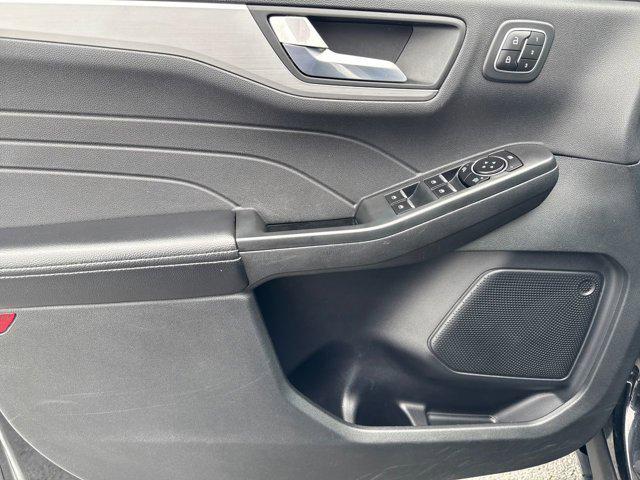 used 2023 Ford Escape car, priced at $25,888