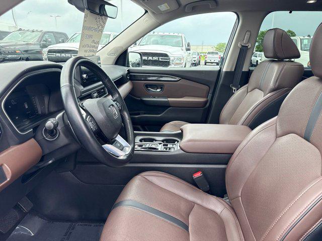 used 2023 Honda Pilot car, priced at $41,900