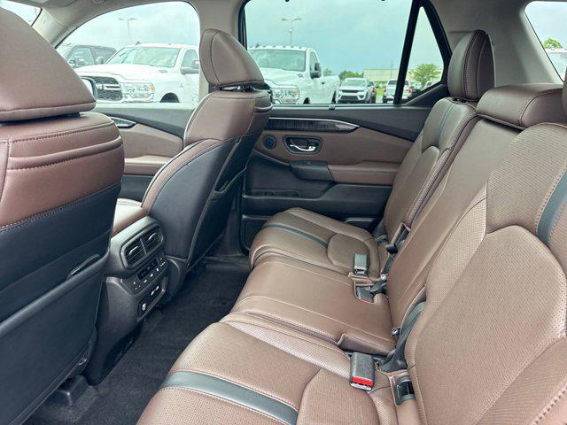 used 2023 Honda Pilot car, priced at $41,900