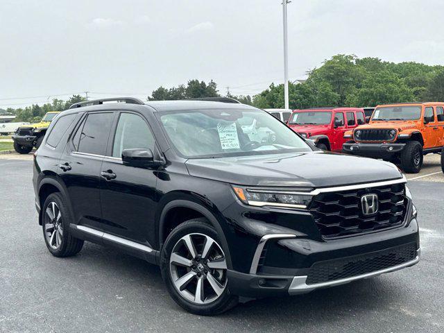 used 2023 Honda Pilot car, priced at $41,900