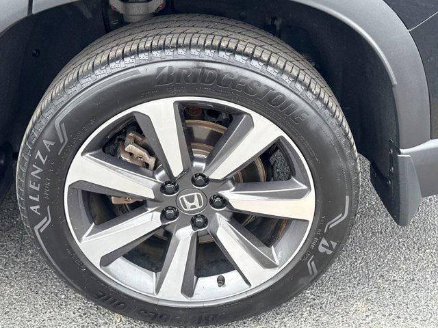 used 2023 Honda Pilot car, priced at $41,900